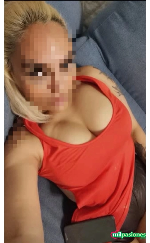 Chica con pareja abierta para caballeros, Alicante