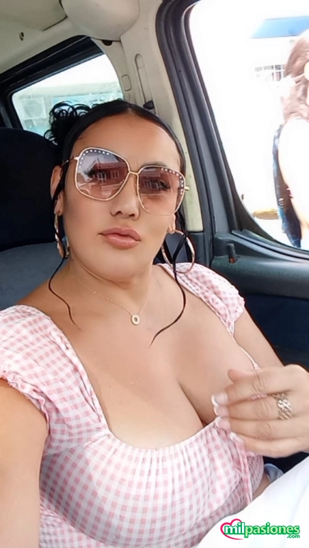 Laura una mujer elegante que te harÁ desconectar de todo, Alicante