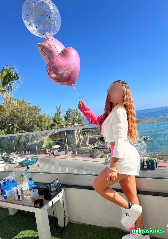 Chica joven, divertida y muy complaciente, Aspe