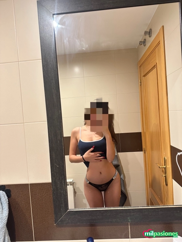 Española estudiante jovencita veinte años, Aspe