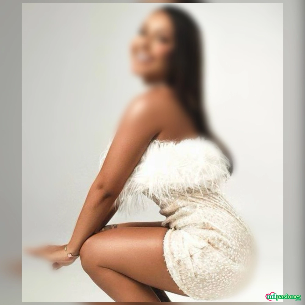 Shirley, morenaza, ganas de divertirse ven…., Aspe