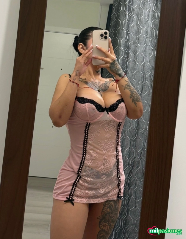 Guapa exótica mezcla filipina-latina candy, Aspe