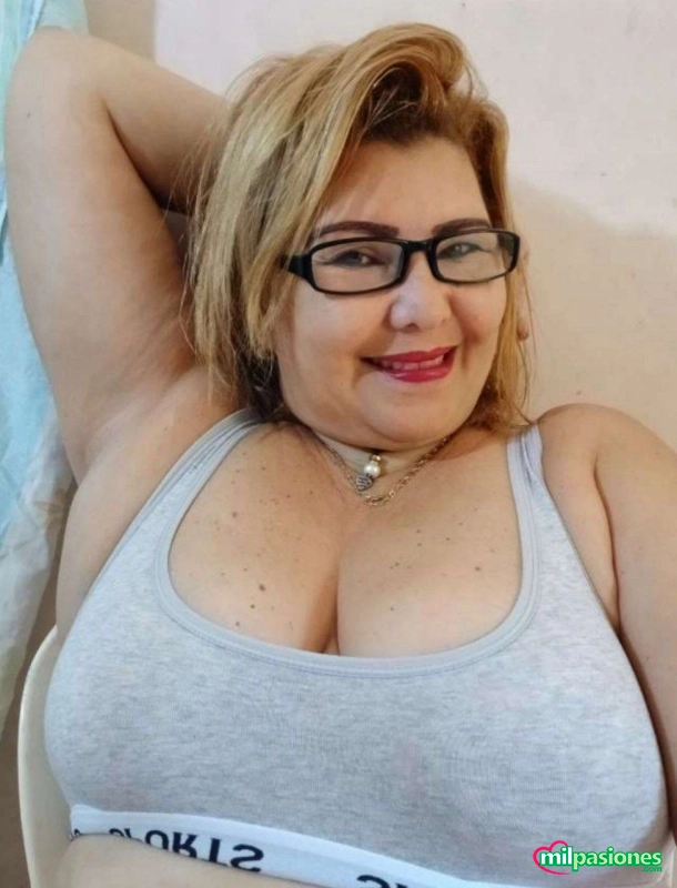Señora algo entrada en carnes pero muy estricta, Alicante