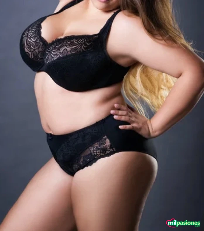 Chica gordita joven con ganas de complacer a todos, Alicante