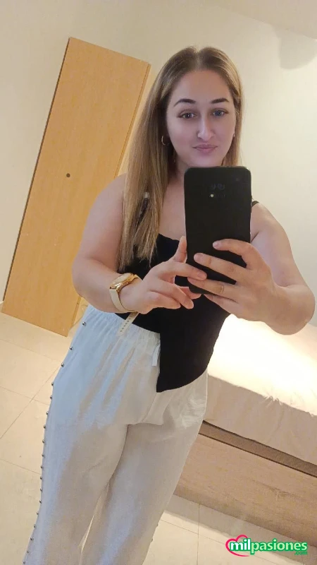 Alina desde lituania siempre con ganas de fiesta, Torrevieja