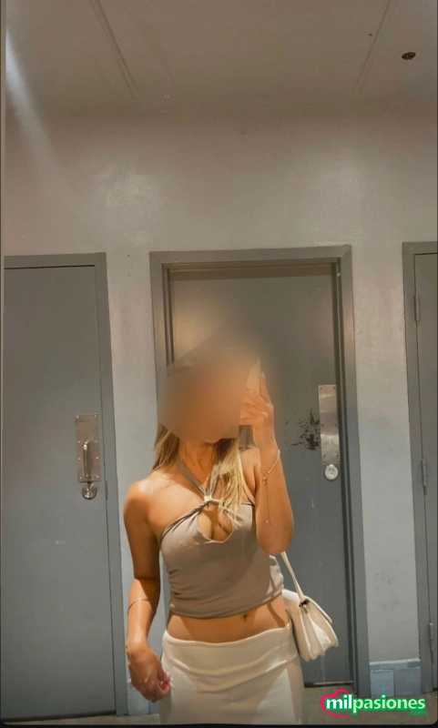 Escort conil chica joven para tus dias de verano 24 horas, Alicante