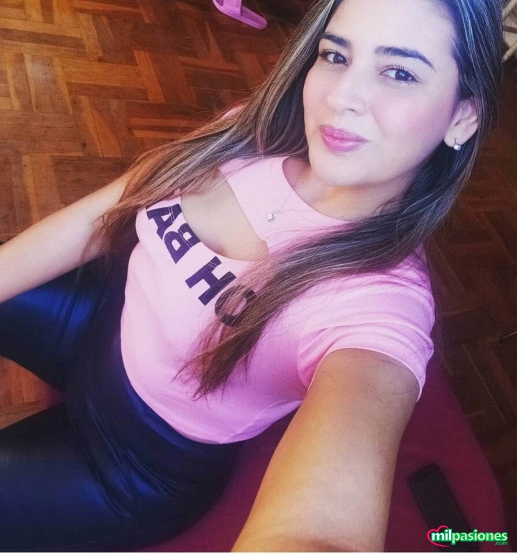 Yarit hermosa joven busca la diferencia encantadora, Aspe
