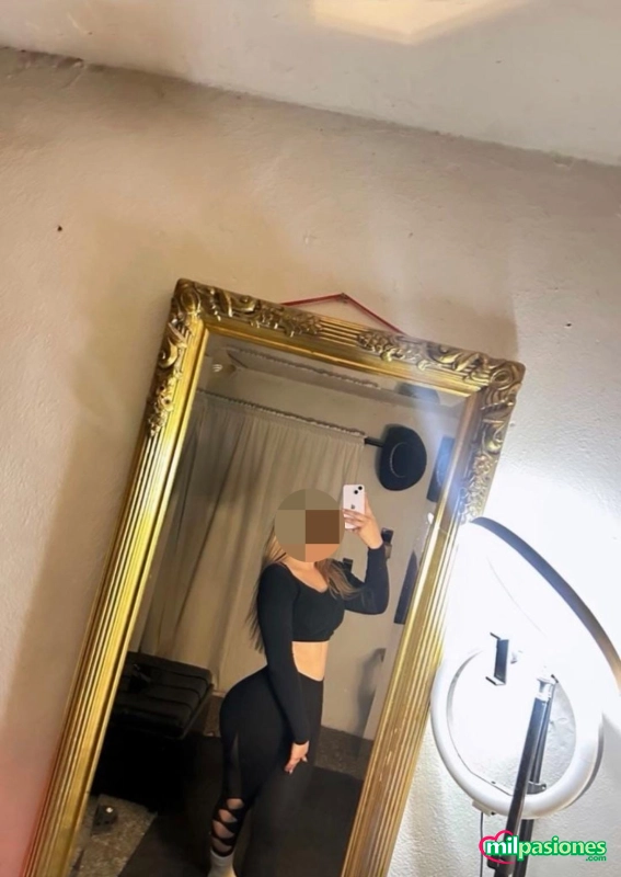Paola descubre tu chica encantadora y divertida para ti amor, Alicante
