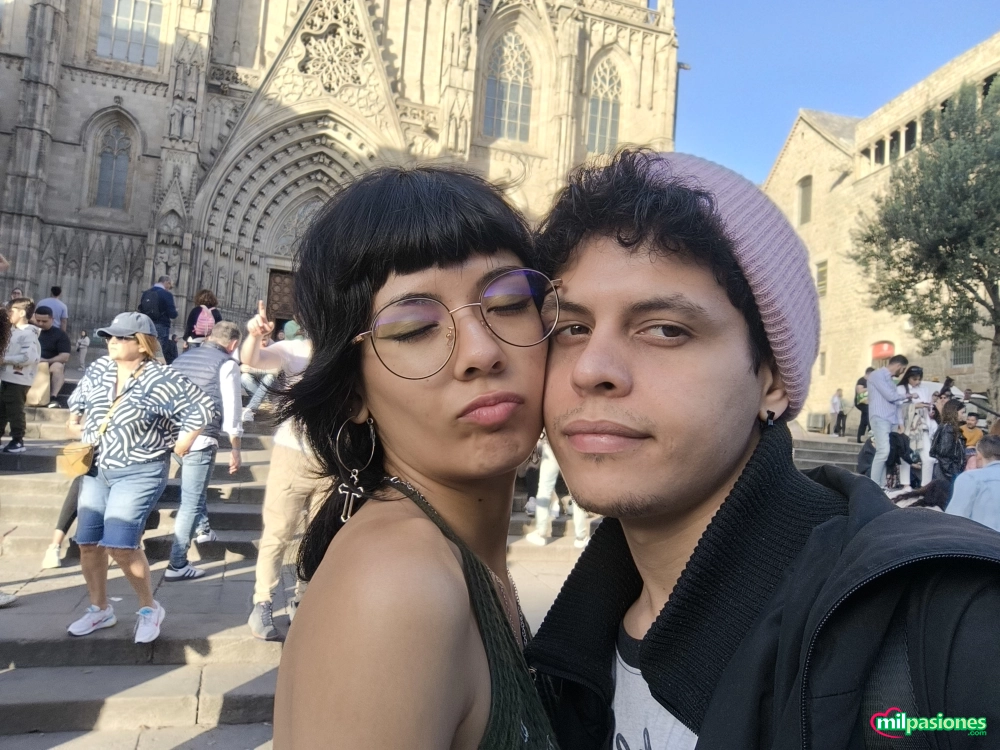 Pareja joven busca piso para compartir buen rollo y respeto, Alicante