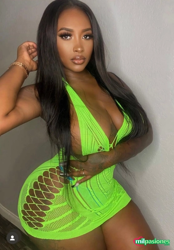 Latina cachonda con un gran culazo ️ ven, Aspe
