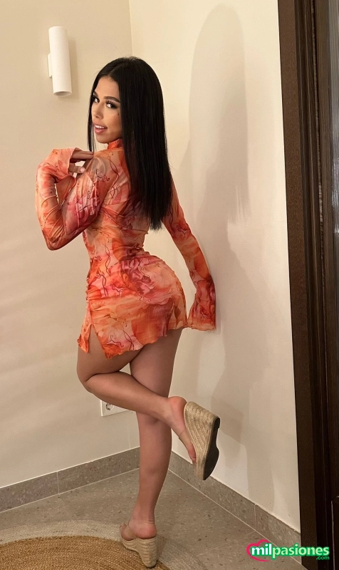 Bellisima jovencita colombiana. Carita de angel, sharÓn, Aspe