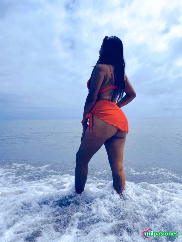 Chloe, masajista tántrica, joven latina de 25 años, Aspe