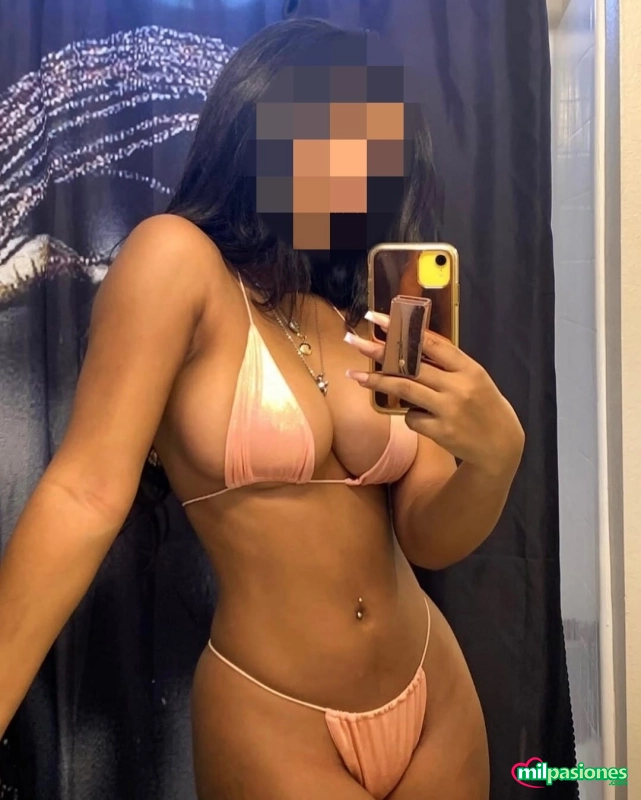 Estefania colombiana hermosa con grandes pechos, Aspe