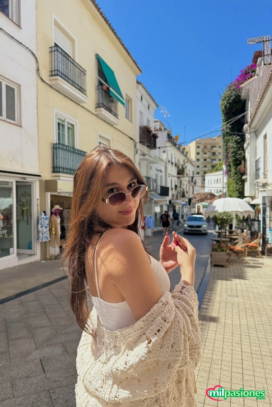 Chica trans femenina fiestera y divertida, Calpe
