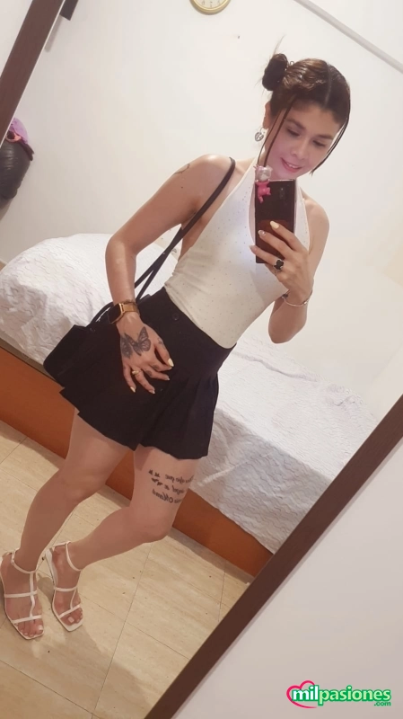 Victoria flaca latina barbie latina nove, Sella