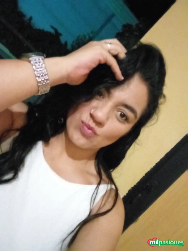 Helen bella y exotica colombiana morena, Aspe