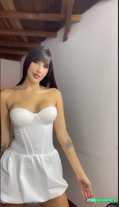 Hermosa jovencita colombiana de paso por paterna, Aspe