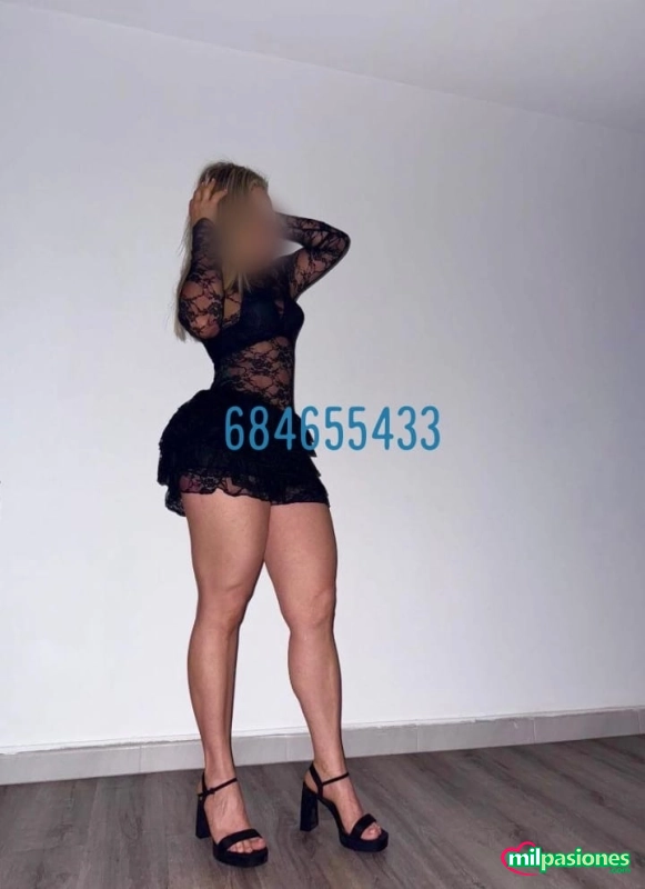 Sara guapa, cariñosa, implicada, fiestera y guapísima, Aspe