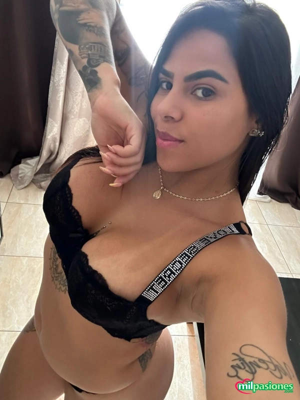 Johana, colombiana 26 años en torviscas, Aspe