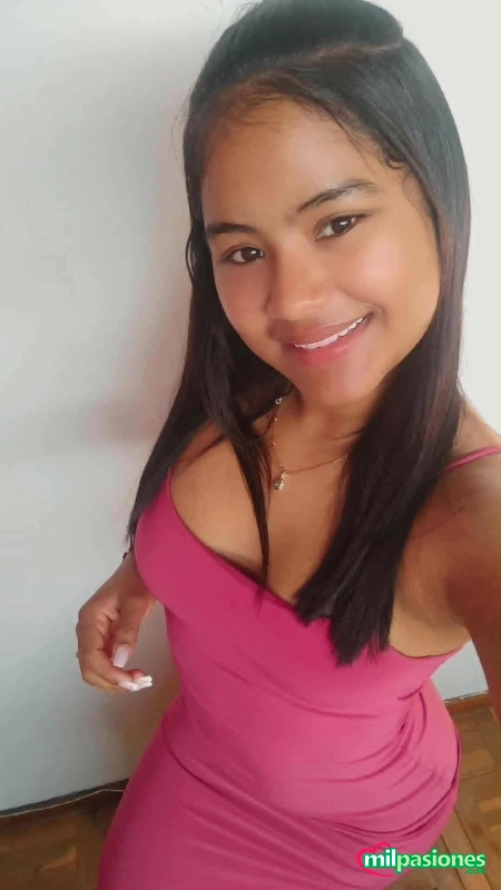 Soledad bellezon de chica joven muy elegante, Aspe
