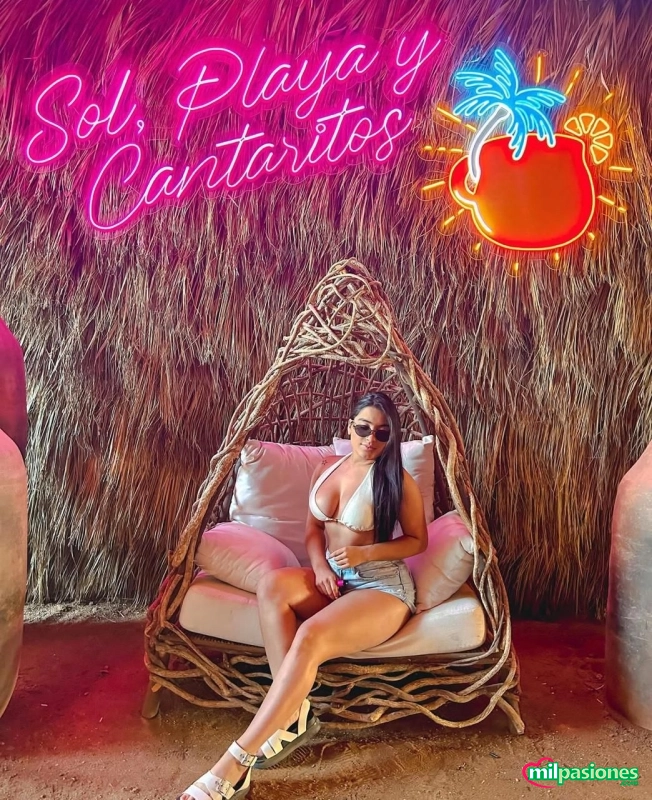 Julina latina con mucho sabor y color rico, Alicante