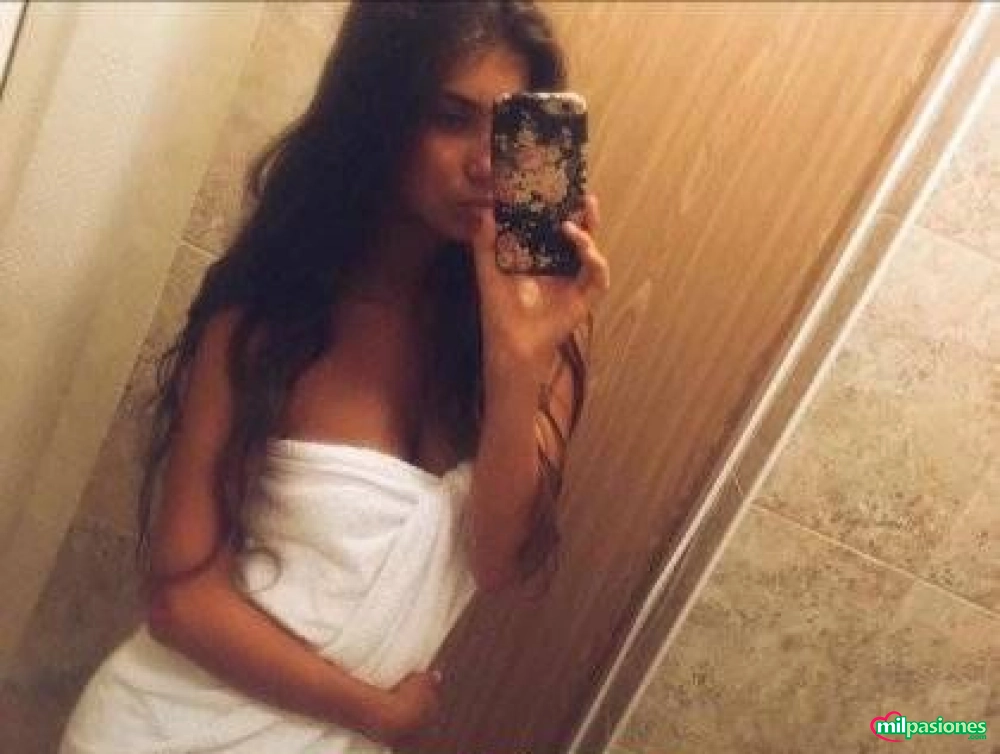 Mar travesti morena delgadita juguetona también salidas 24 h, Aspe