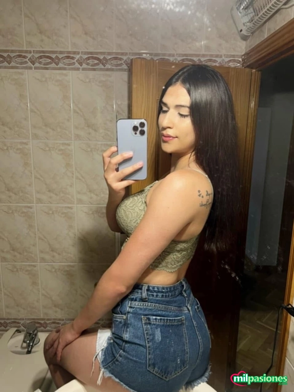 Muñeca latina lista para la diversion en aranjuez, Aspe
