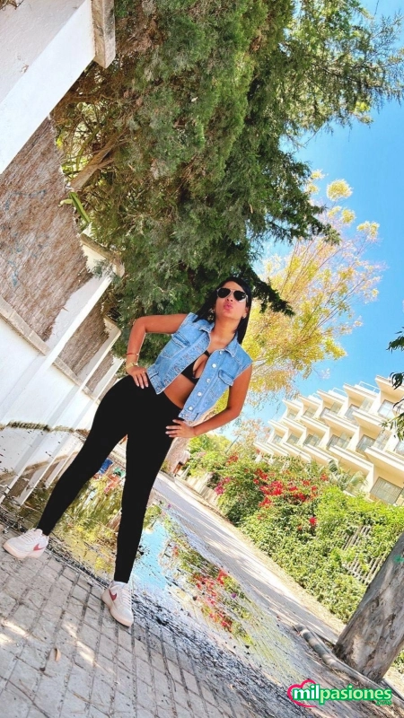 Camila mujer implicada cariÑosa y cachonda, Alicante