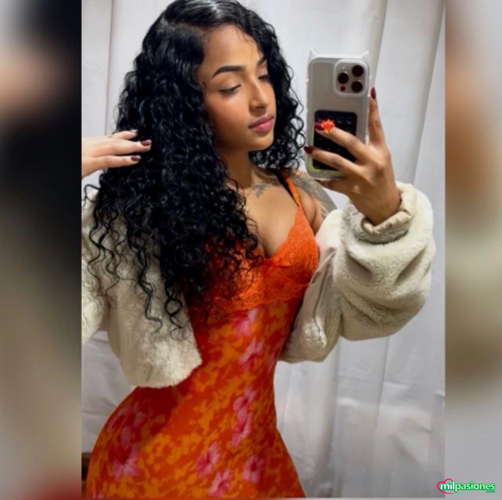 Lina morenita dulce y educada en pontevedra, Aspe