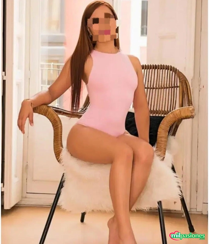 Diosa del sexo complaciente en playa de embossa, Aspe