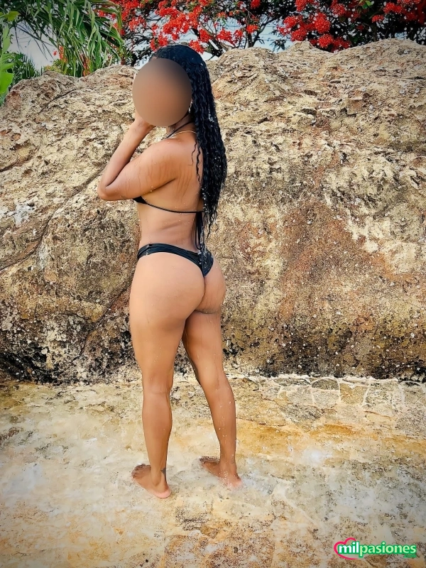 Vanessa reina con encantos secretos que te divierten amor, Alicante