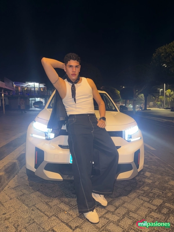 Colombiano xl con coche y apartamento vacacional, Aspe