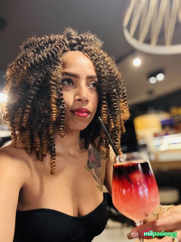 Morena hermosa y sensual colombiana con ganas de ti, Aspe