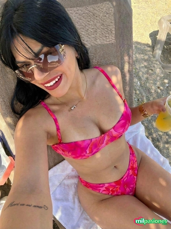 Soy lucy, 28 años, venezolana, dulce, apasionada y, Aspe