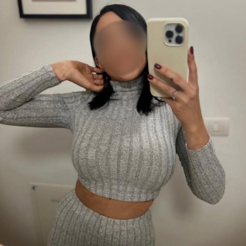 Hola cariño cómo estás soy chloe una chica, Alicante