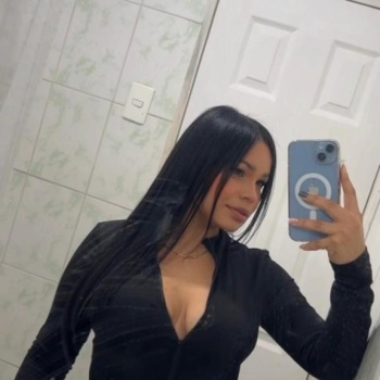 Ruby, venezolana recién llegada a calpe ️‍​, Calpe