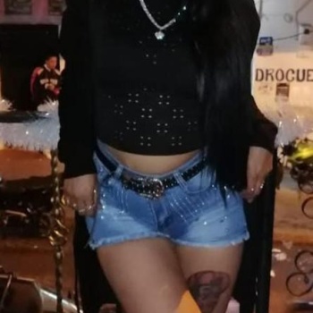Latina super recién llegada, Benidorm