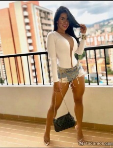 Patricia chica colombiana
