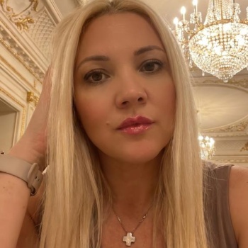 Katalina bella rubia, Alicante