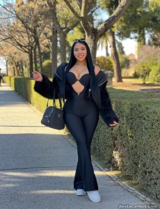 Dulce una hermosa mujer latina