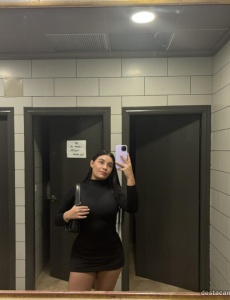 Zoe