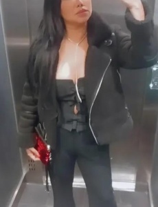 Soy rosa una chica joven y divertida en benidorm ️