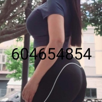 Alana, bella masajista, Villena