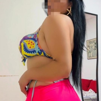 Vanesa, Elche