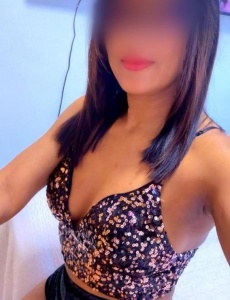 Vanesa mujer de curvas perfectas, tu mejor opcion. Novedad en alcoy