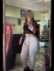 Soy Alejxa, una chica ncantadora... Estoy recién llegada