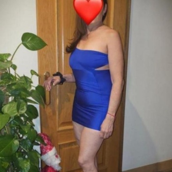 Madurita venezolanacon curvas espectaculares. En elche. Tengo una hermana, Elche