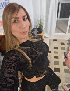 Hola soy VANESSA, una encantadora chica extrovertida, genial