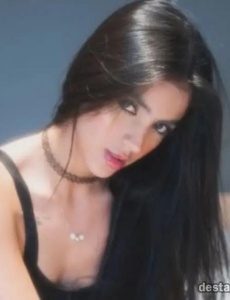 Chica encantadora,con una mirada 22 años