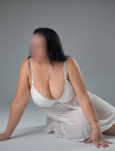 Novedad cariÑosa madurita colombiana en elche
